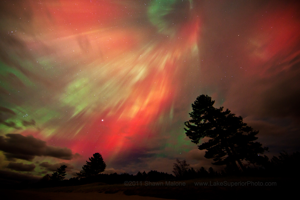 Spectacular Northern Lights Display Leaves Skywatchers Spellbound